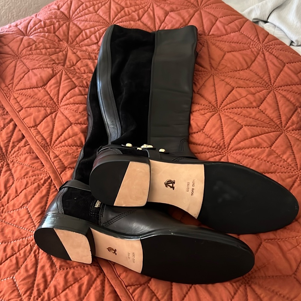 NWOT VERO CUCIO TALL BOOTS Black 8.5M/38.5